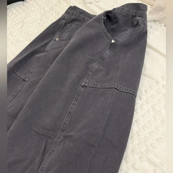 THINGS BETWEEN Mari Jeans Black Barrel Jeans Small New SOLD OUT NWT - Picture 9 of 16